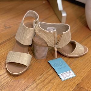 Toms Majorca cutout heels size 7